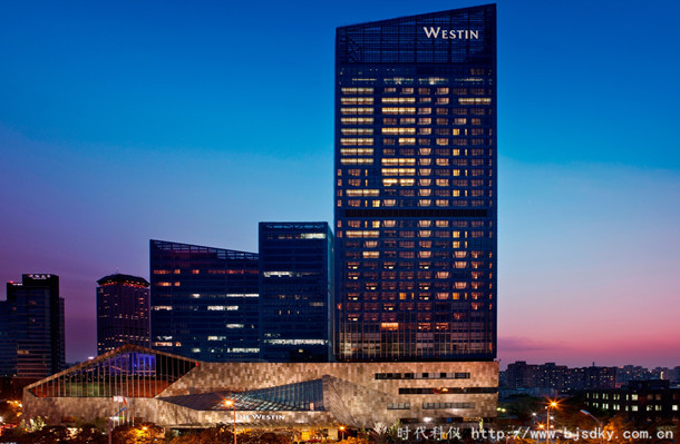 金茂威斯汀酒店-電能回饋節(jié)能裝置.jpg 金茂威斯汀酒店-電能回饋節(jié)能裝置.jpg